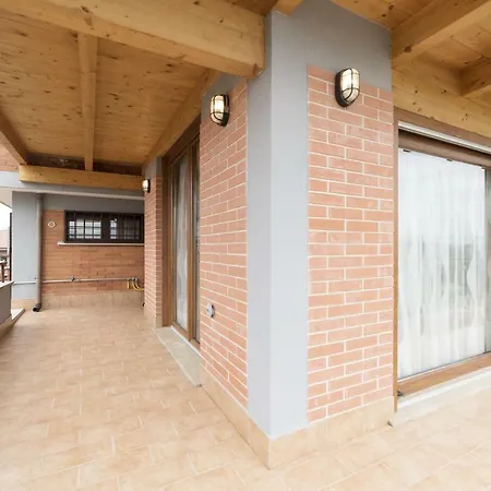 Διαμέρισμα Peperino Attic Flat *