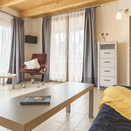 Peperino Attic Flat Apartment
